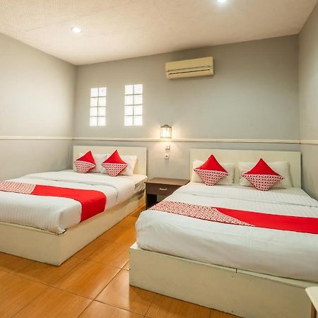Oyo 1444 Patradissa Stasiun Bandung Hotel Екстериор снимка