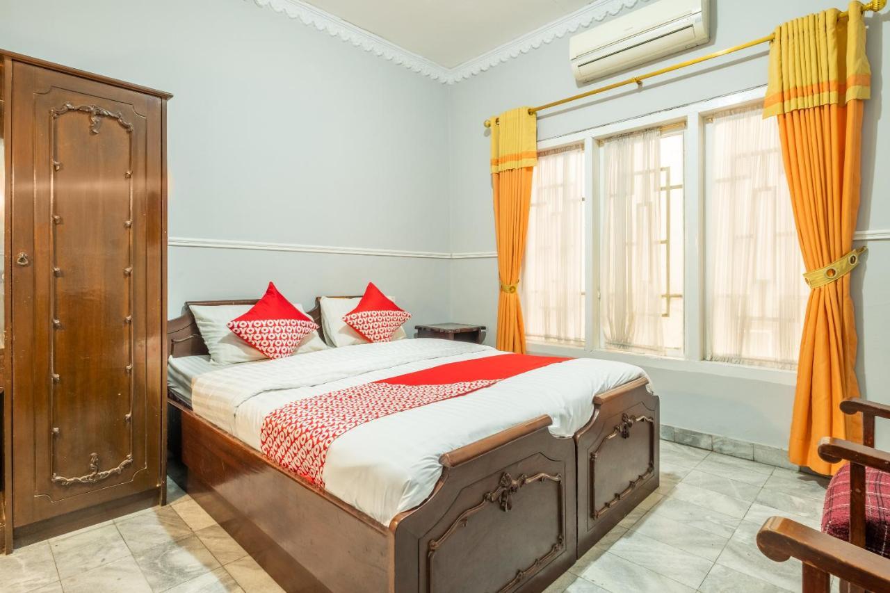 Oyo 1444 Patradissa Stasiun Bandung Hotel Екстериор снимка